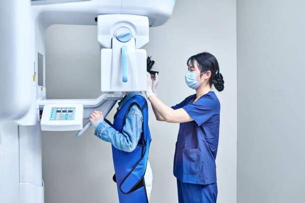Best Pediatric Emergency Dentist in Newport Beach, CA